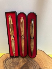 ערכת עטים יפים באריזה דקורטיבית